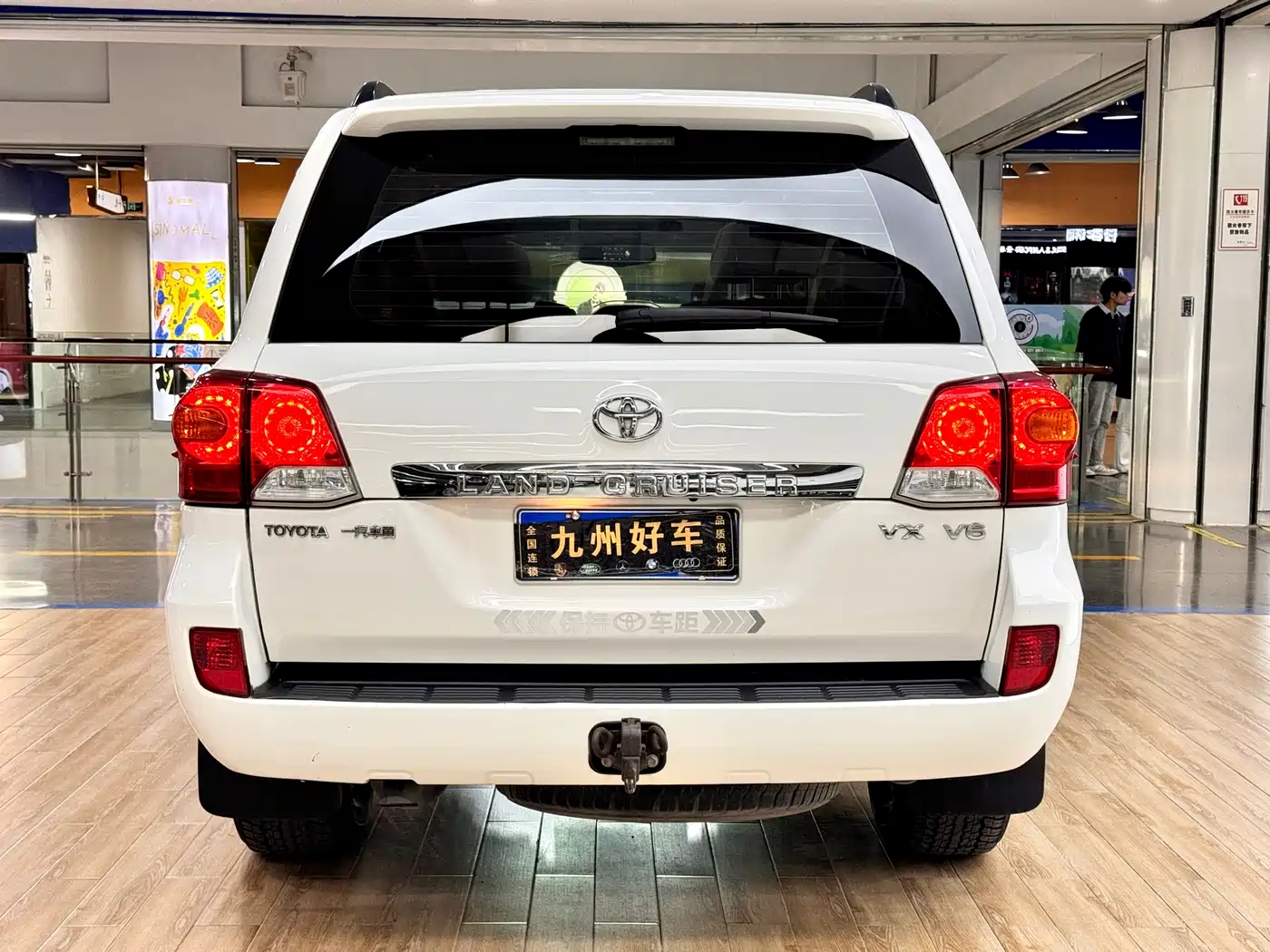 Toyota Land Cruiser 2012 4.0L Automatic VX фото 6