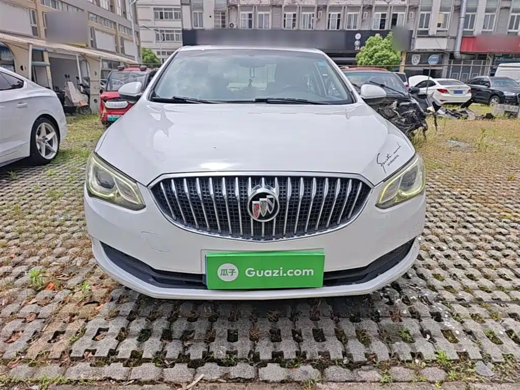 Buick Excelle 2016 15N Automatic Elite фото 3