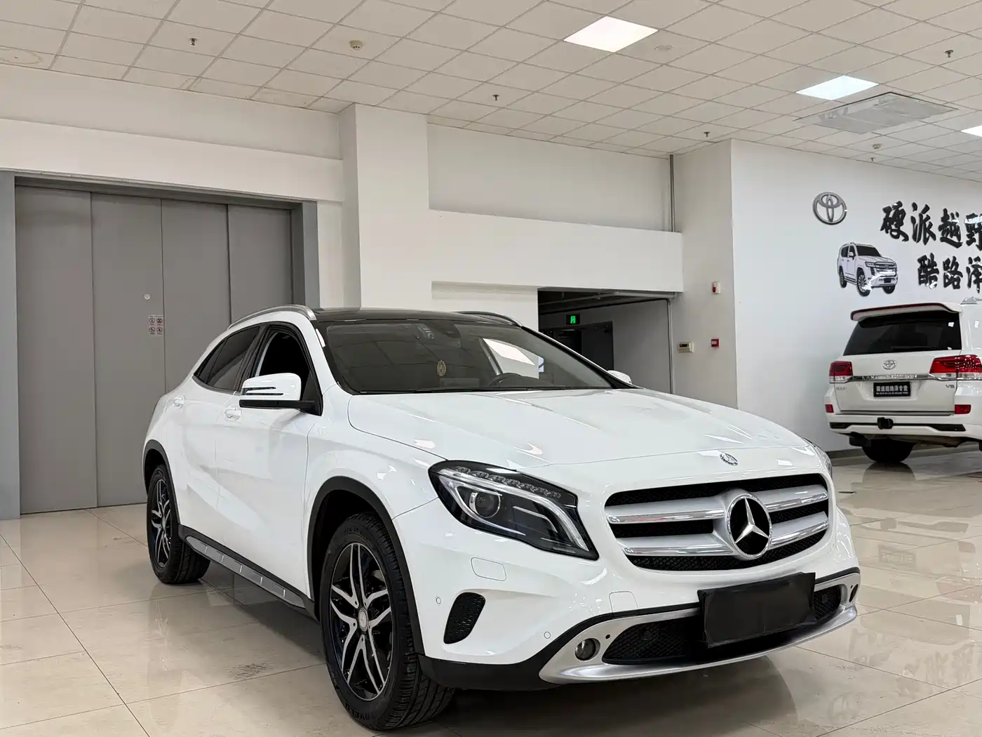 Mercedes-Benz GLA 2016 GLA 200 Fashion фото 3