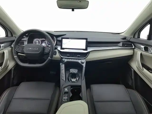 Lynk & Co 06 EM-P 2022 PHEV 84KM Range Pro — фото 5