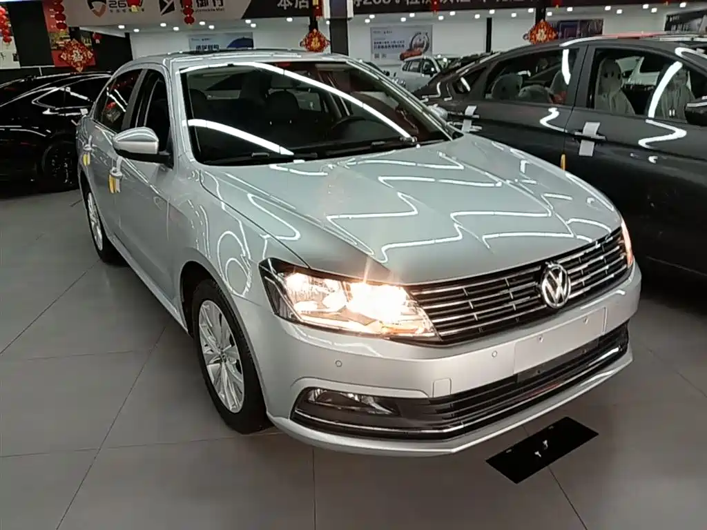 Volkswagen Lavida 2017 230TSI DSG Comfort Edition фото 4