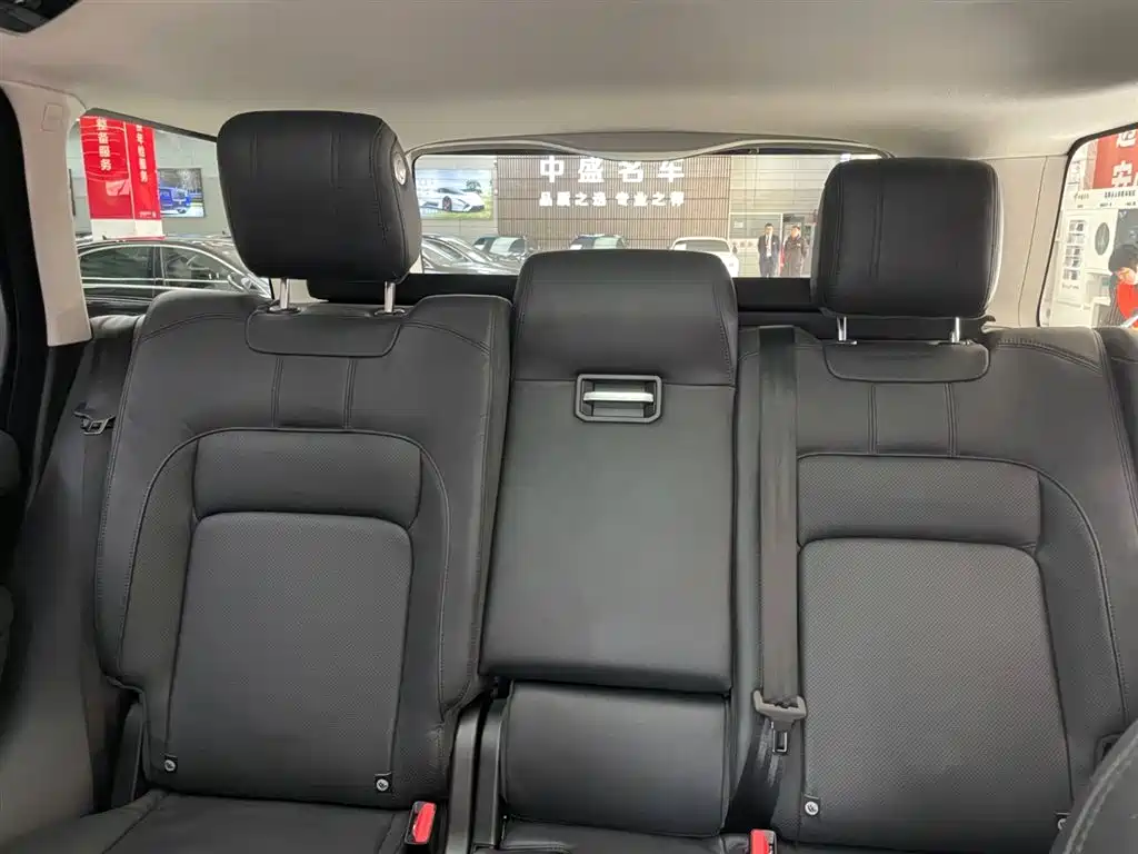 Land Rover Range Rover 2018 3.0 SC V6 Vogue Heritage Edition фото 13
