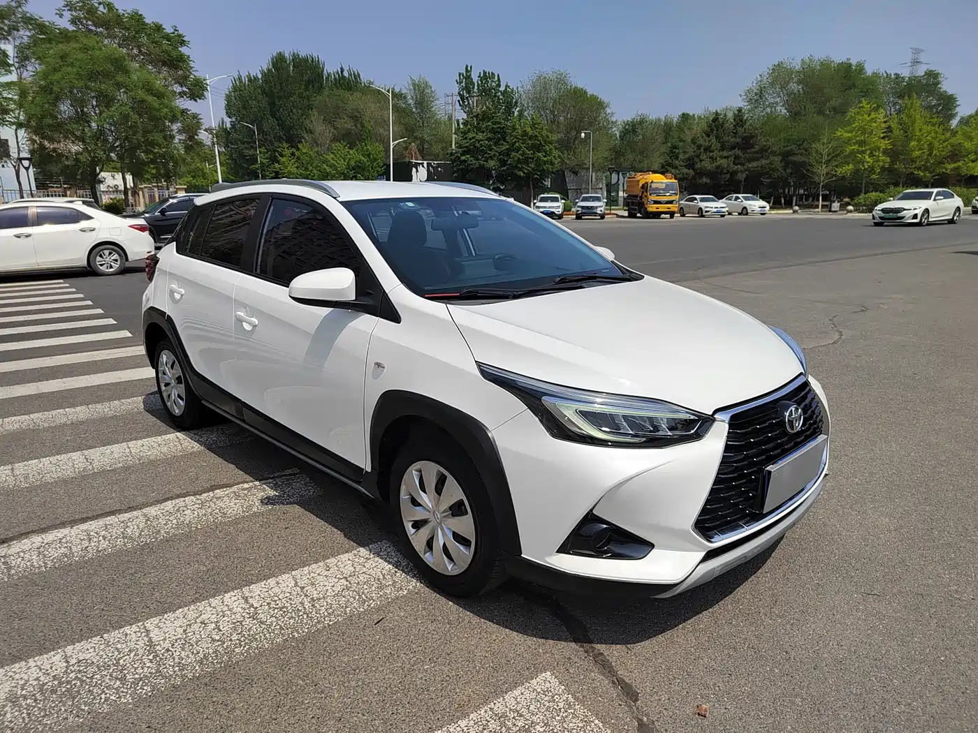 Toyota YARiS L Zhi Xuan 2021 1.5L CVT Leading Edition фото 2