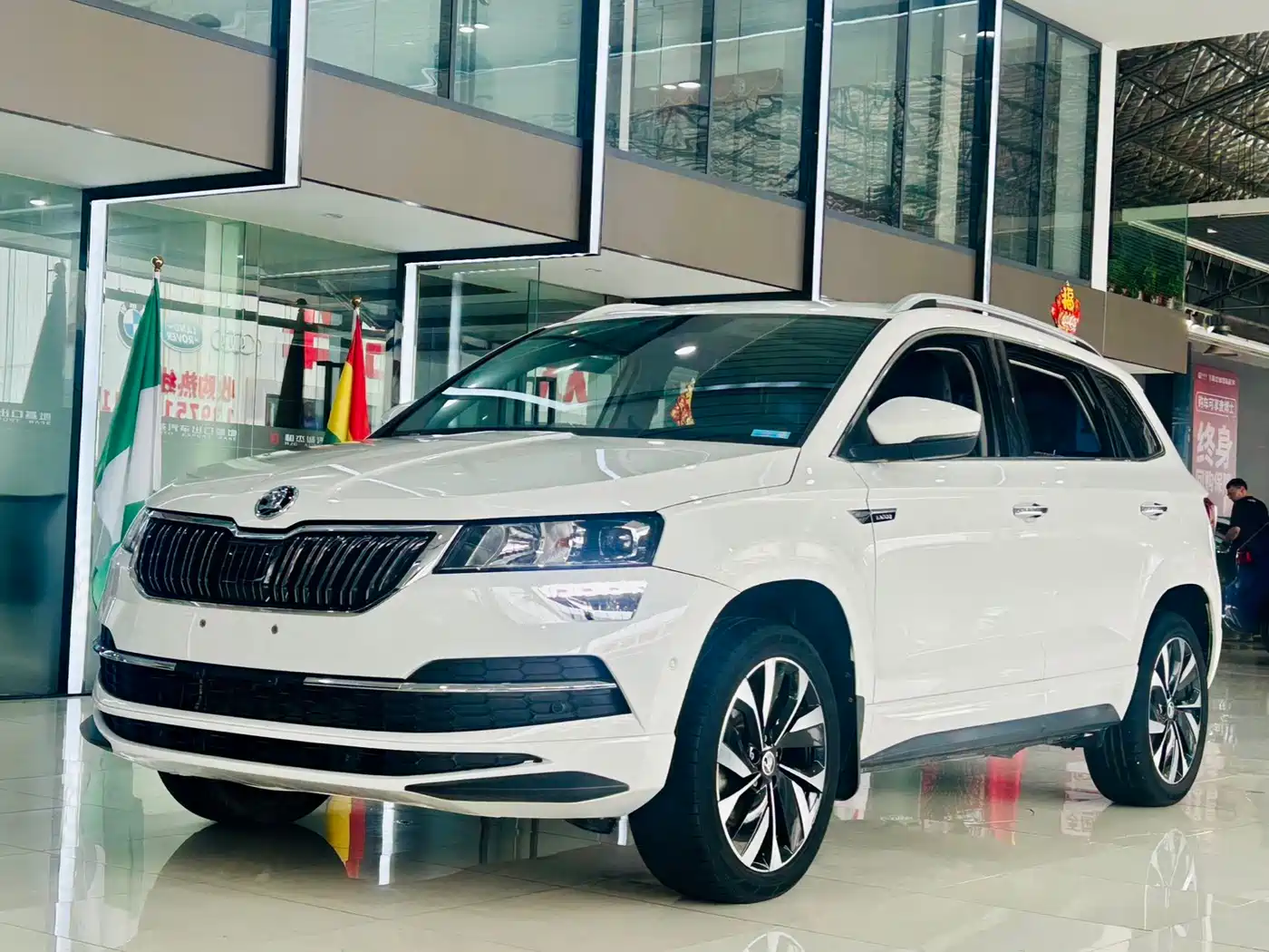 Škoda Karoq 2022 TSI280 Luxury Edition