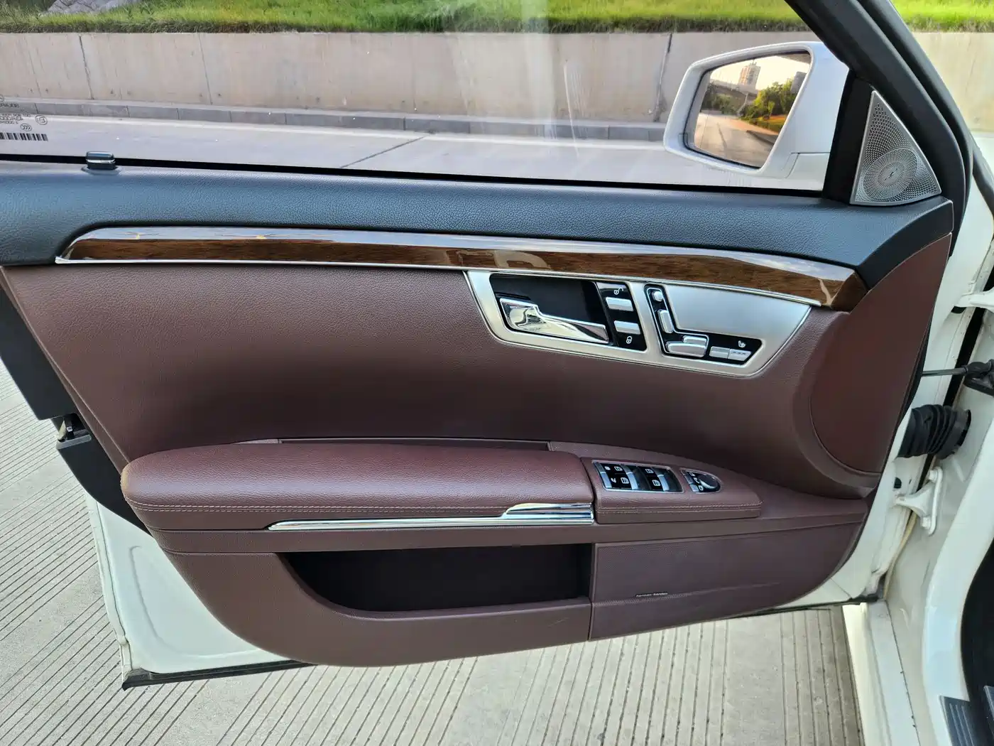 Mercedes-Benz S-Class 2012 S 300 L Business Grand Edition фото 19