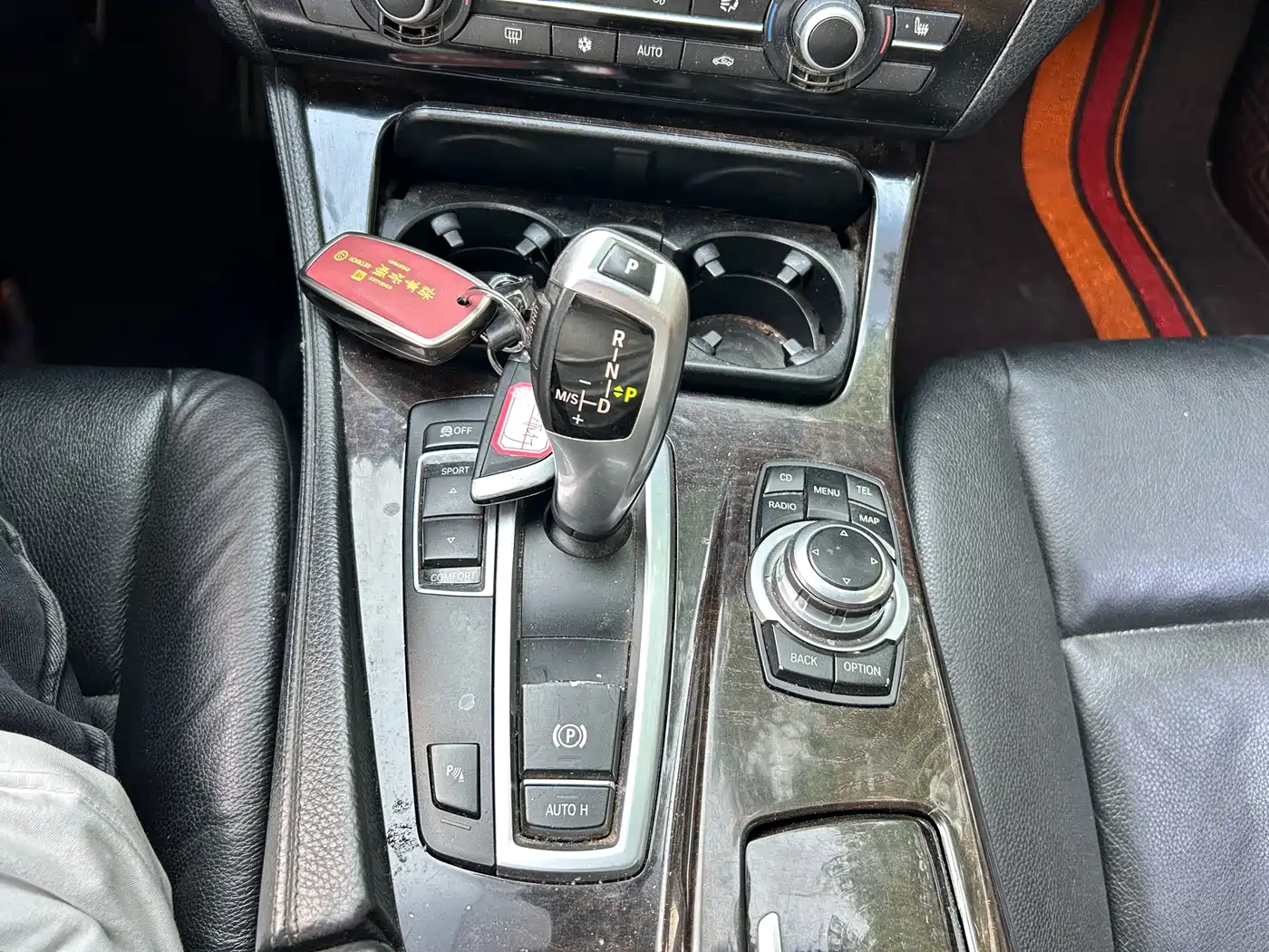 BMW 5 Series (Import) 2012 530i Leading Touring Edition фото 10