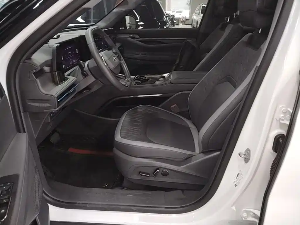 Ford Edge 2024 2023 Edge L 2.0T EcoBoost FWD 7-Seater Luxury