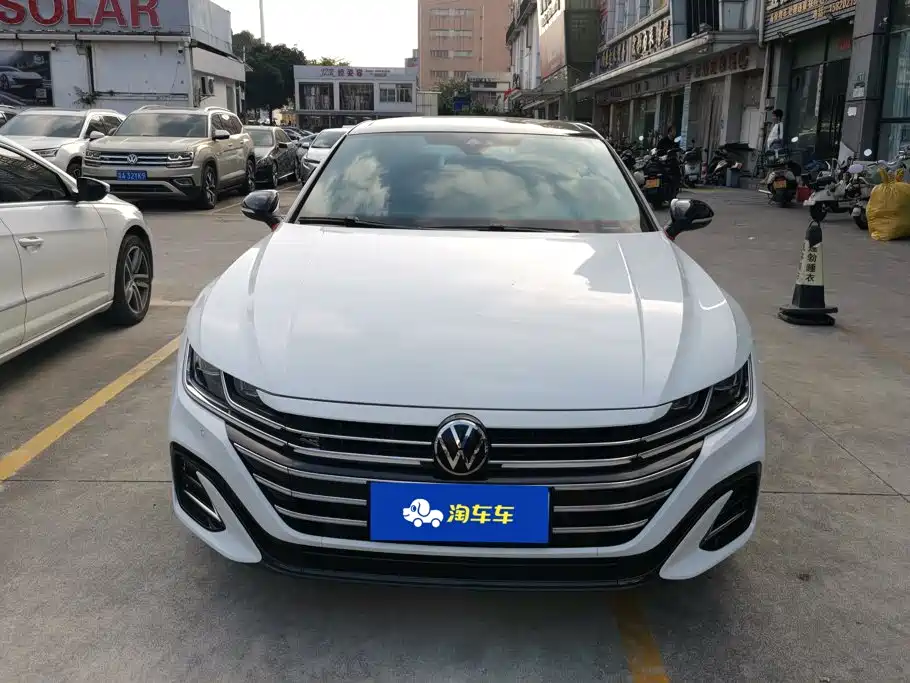 صورة 2 - Volkswagen CC