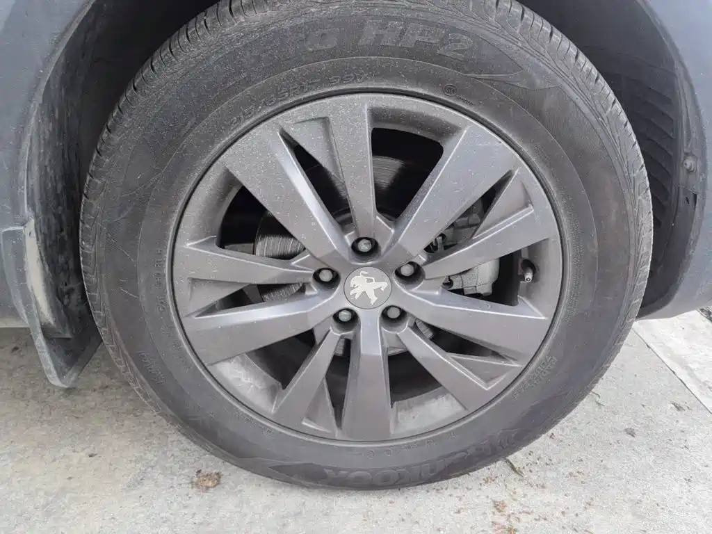 Photo 8 - Peugeot 4008