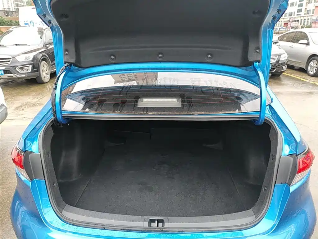 Toyota Levin 2021 185T CVT Sport Edition фото 19