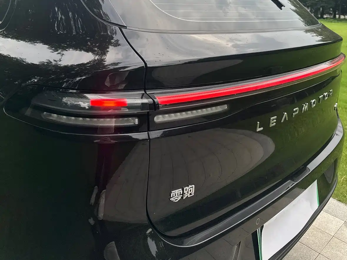Фото 6 - Leapmotor C10