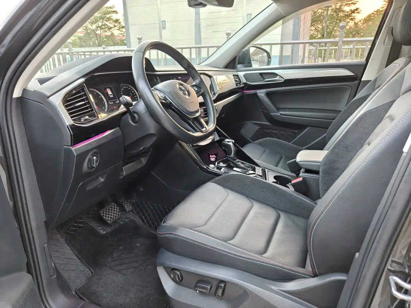 Volkswagen Tayron 2020 330TSI 2WD Luxury Smart Edition фото 9