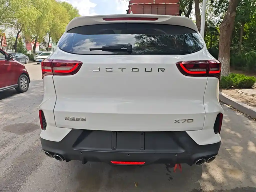 Фото 6 - Jetour X70