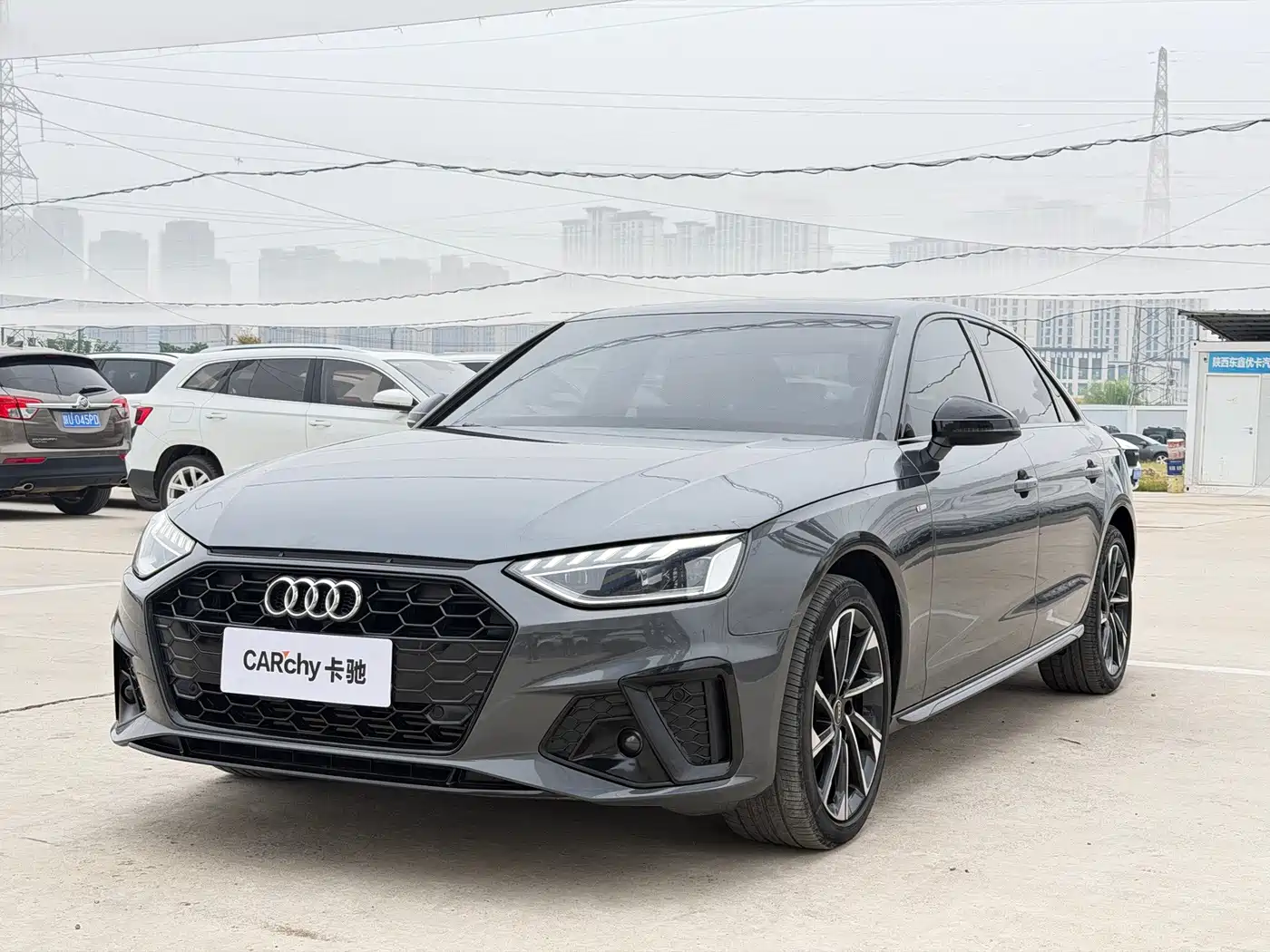 Фото 1 - Audi A4L