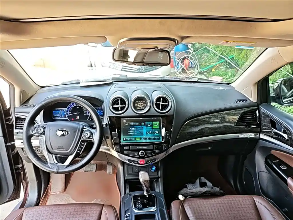 BYD S7 2016 2.0T Auto Premium Plus фото 10