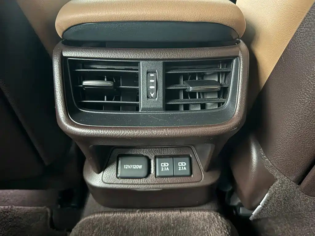 Lexus ES 2020 200 Excellence фото 22