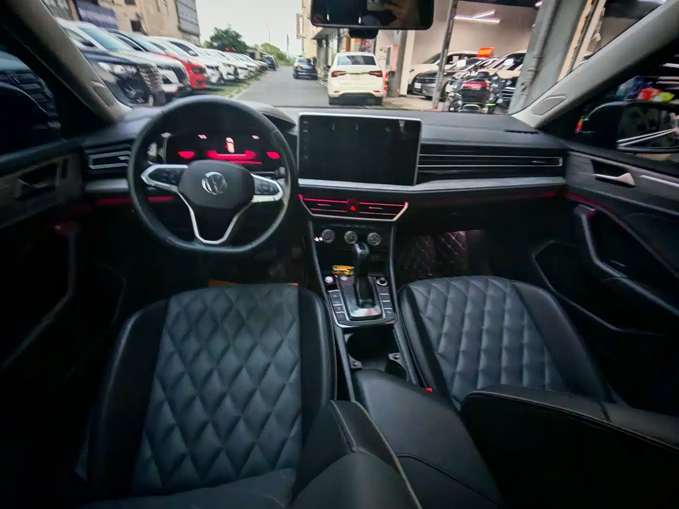 Volkswagen Sagitar 2023 280TSI DSG Beyond Lite фото 8