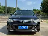 Фото 2 - Toyota Camry