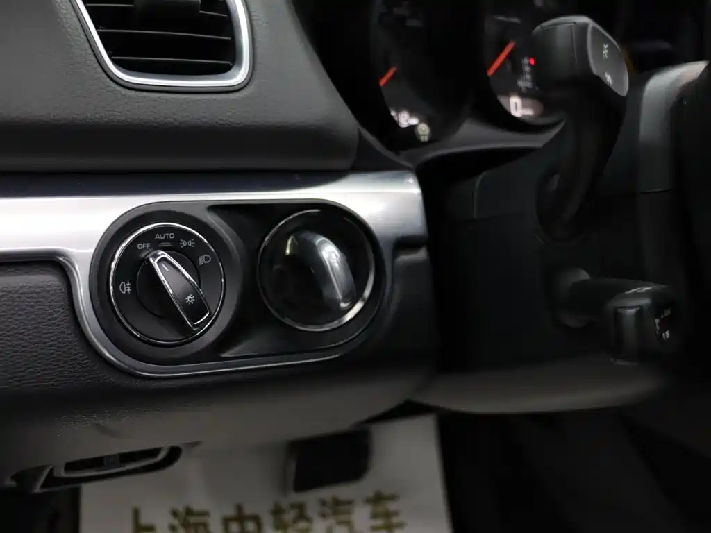 Photo 10 - Porsche Boxster