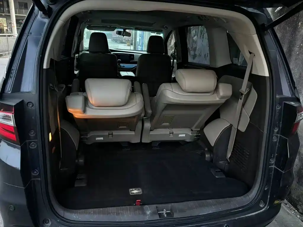 Фото 5 - Honda Odyssey