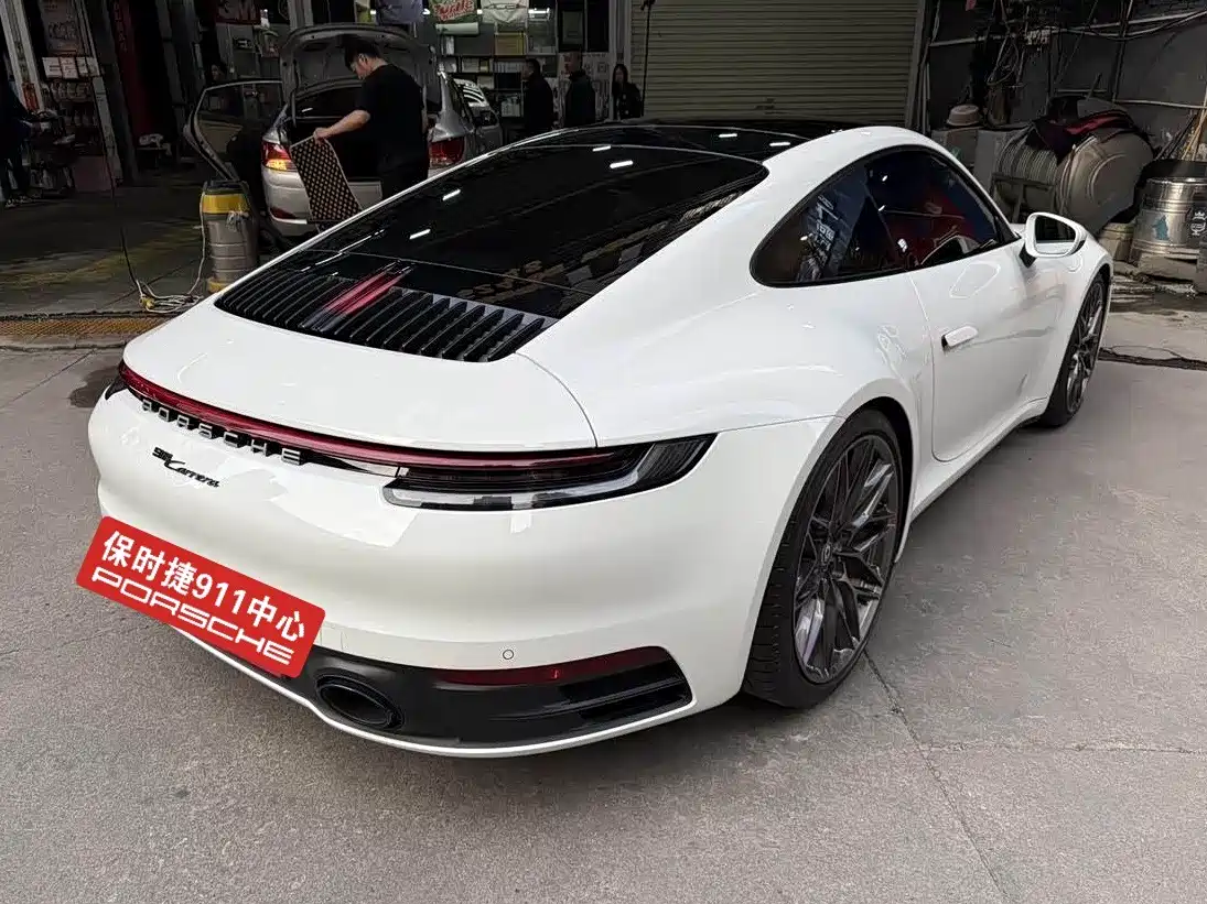 Porsche 911 2023 Carrera 3.0T фото 6