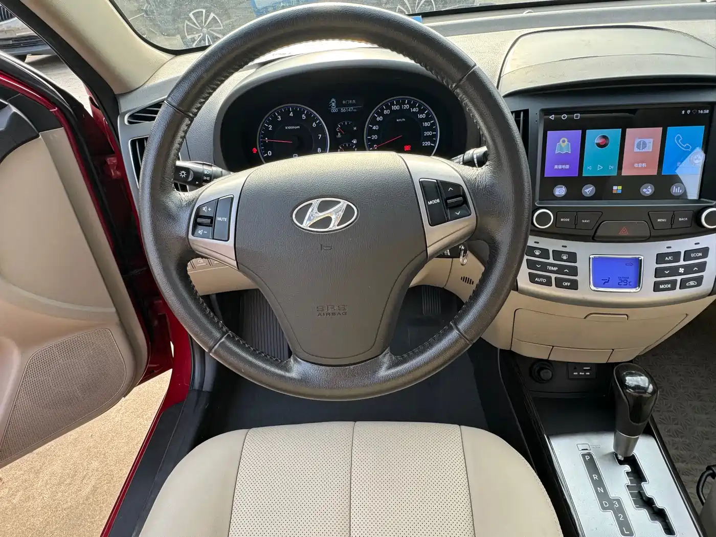 Hyundai Elantra 2011 1.6L Automatic Luxury фото 11