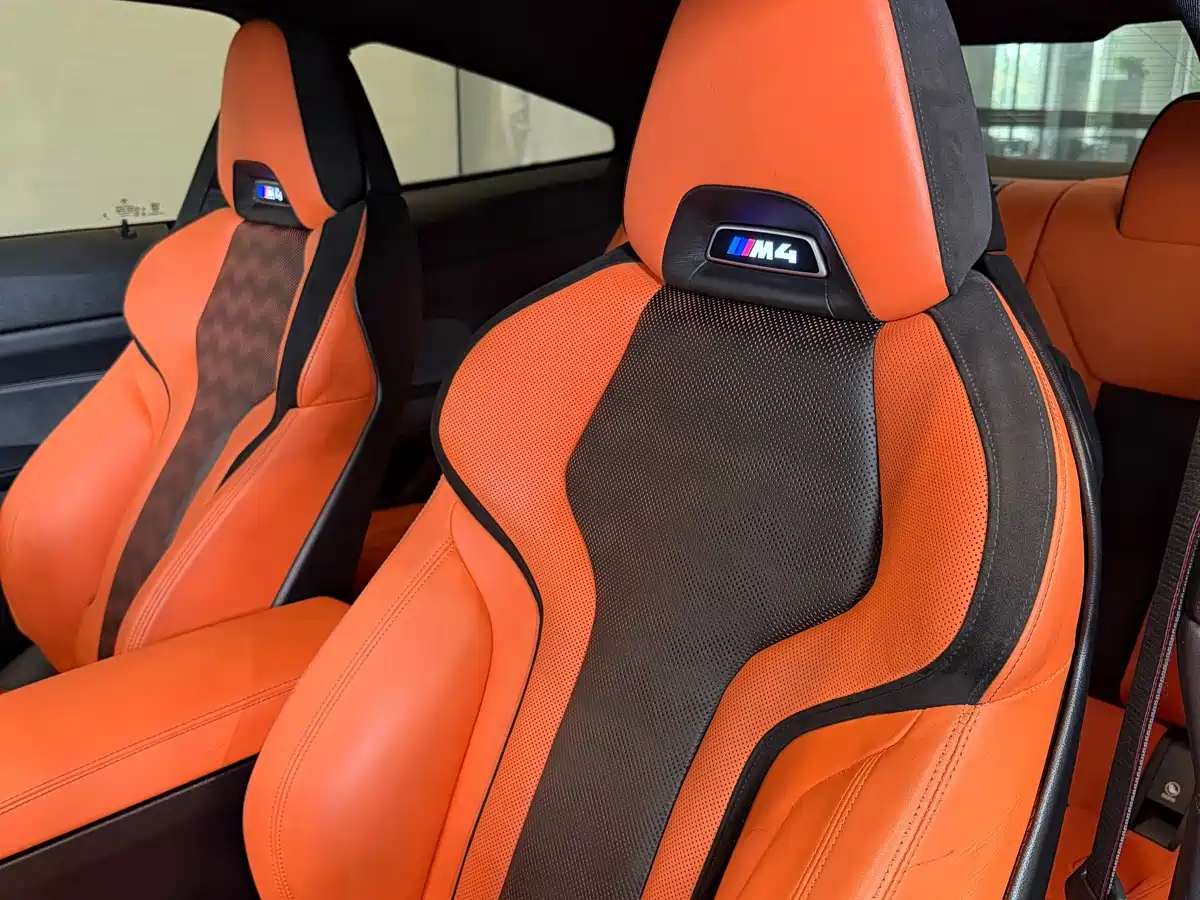 صورة 5 - BMW M4