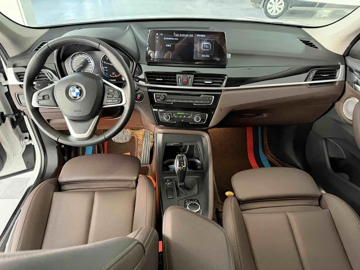 BMW X1 2022 sDrive20Li Fashion фото 16