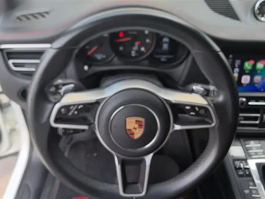 Porsche Macan 2018 Macan 2.0T фото 15