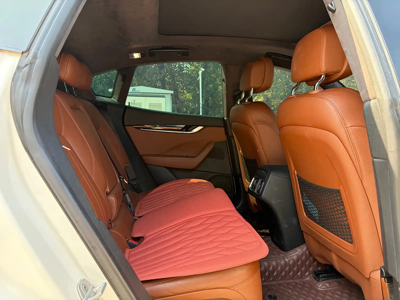 Фото 15 - Maserati Levante