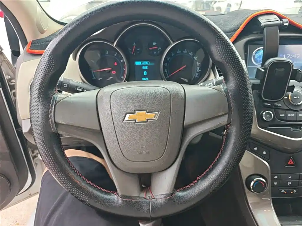 Chevrolet Cruze 2015 1.5L Classic SE AT фото 11
