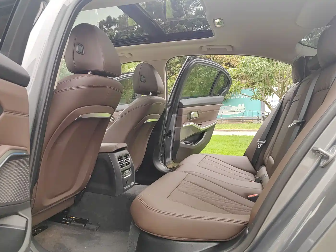 BMW i3 2024 eDrive 35 L фото 6