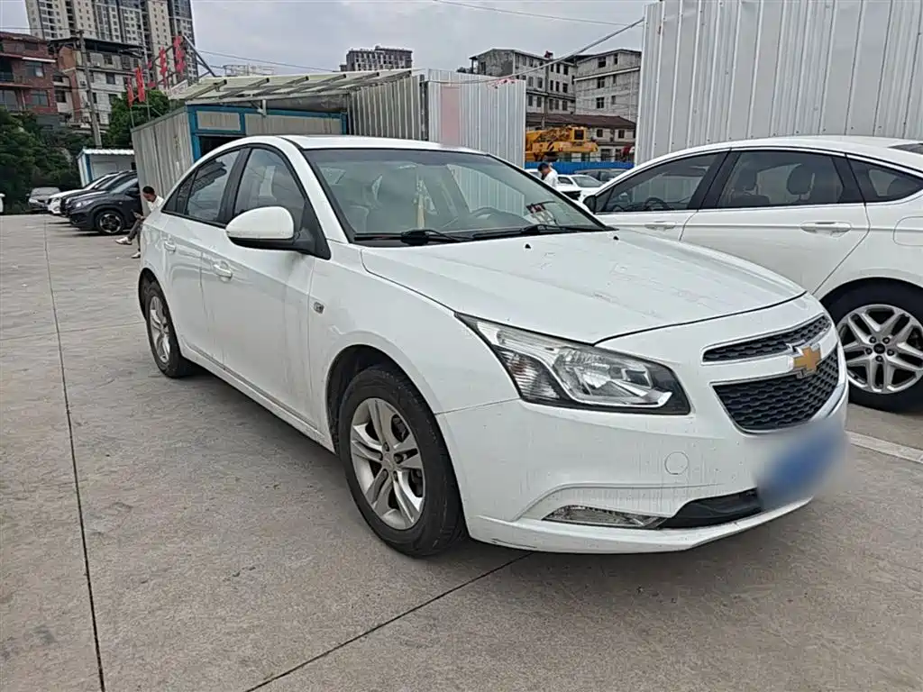 Chevrolet Cruze 2015 1.5L Classic SE AT фото 4