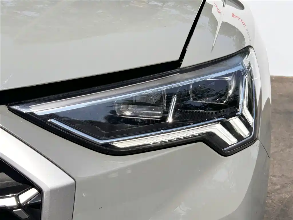 Фото 22 - Audi Q3