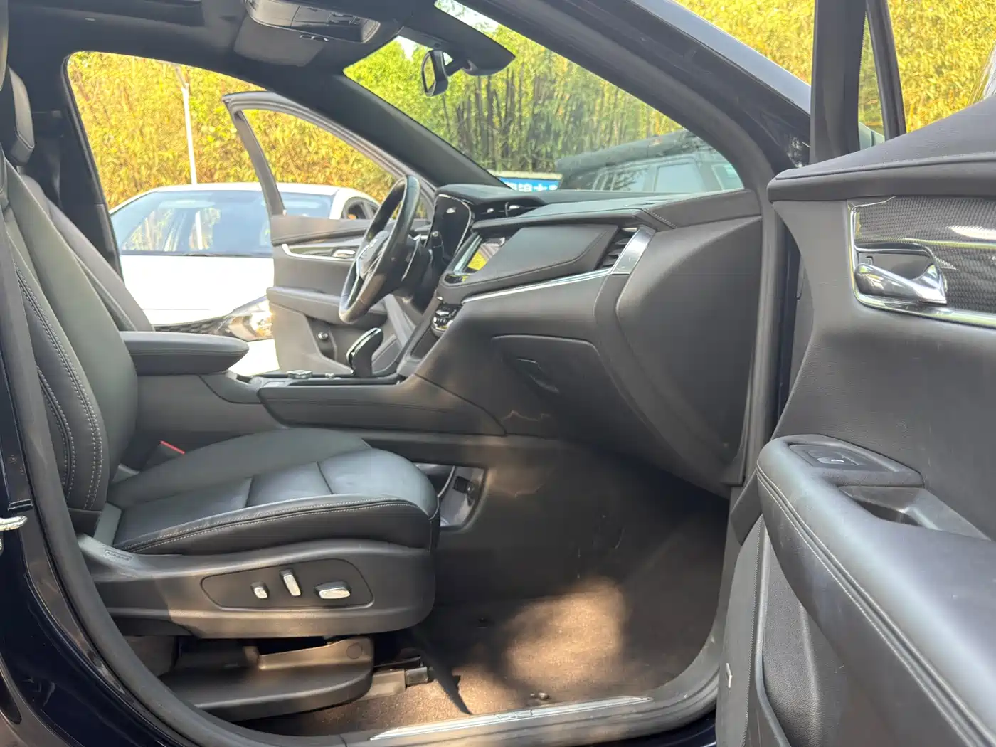 CADILLAC XT5