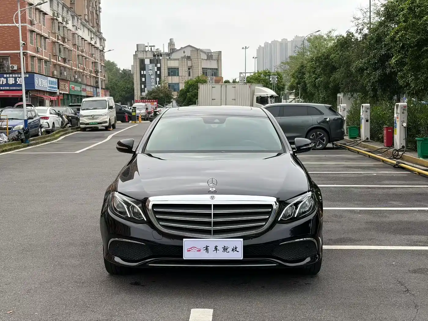 Mercedes-Benz E-Class 2016 E 300 L Fashion Type фото 2