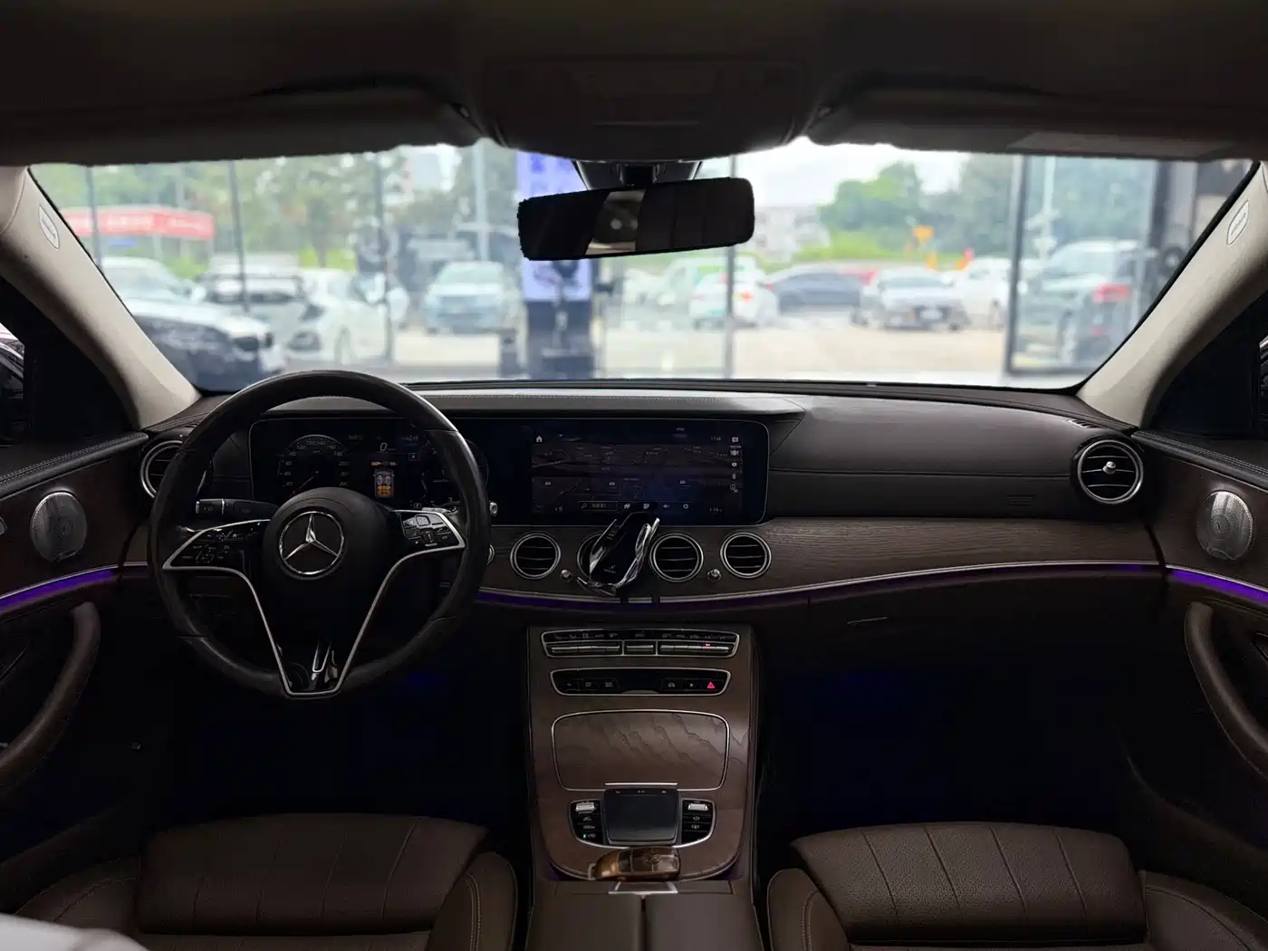 Mercedes-Benz E-Class 2022 E 300 L Luxury фото 4