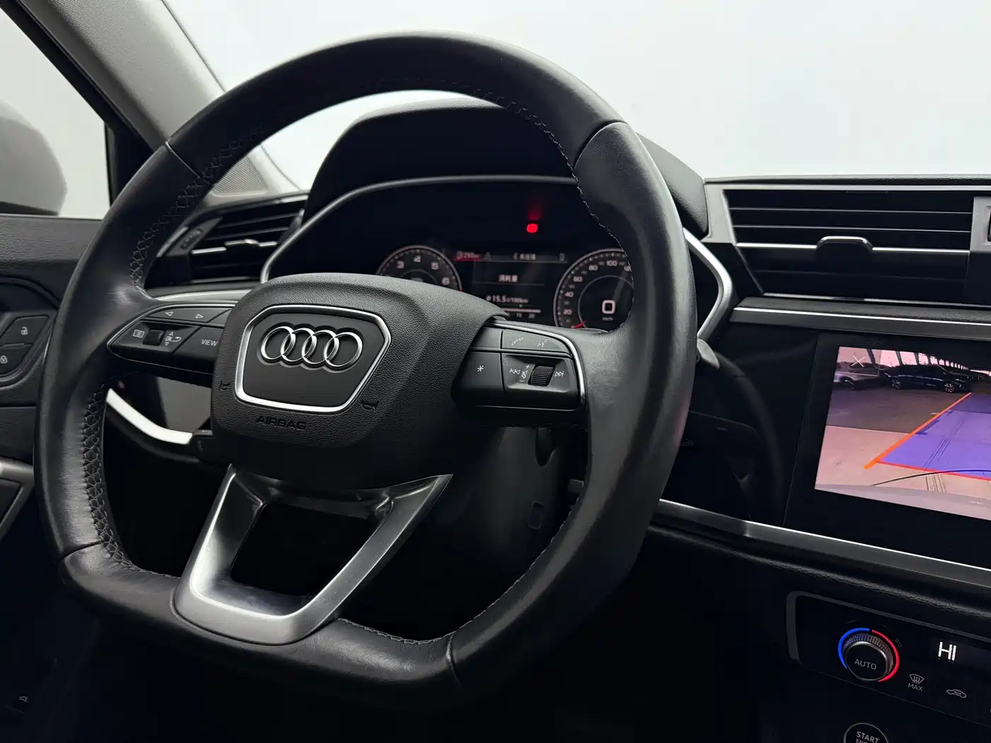 Audi Q3 2022 35 TFSI Fashion Dynamic фото 14