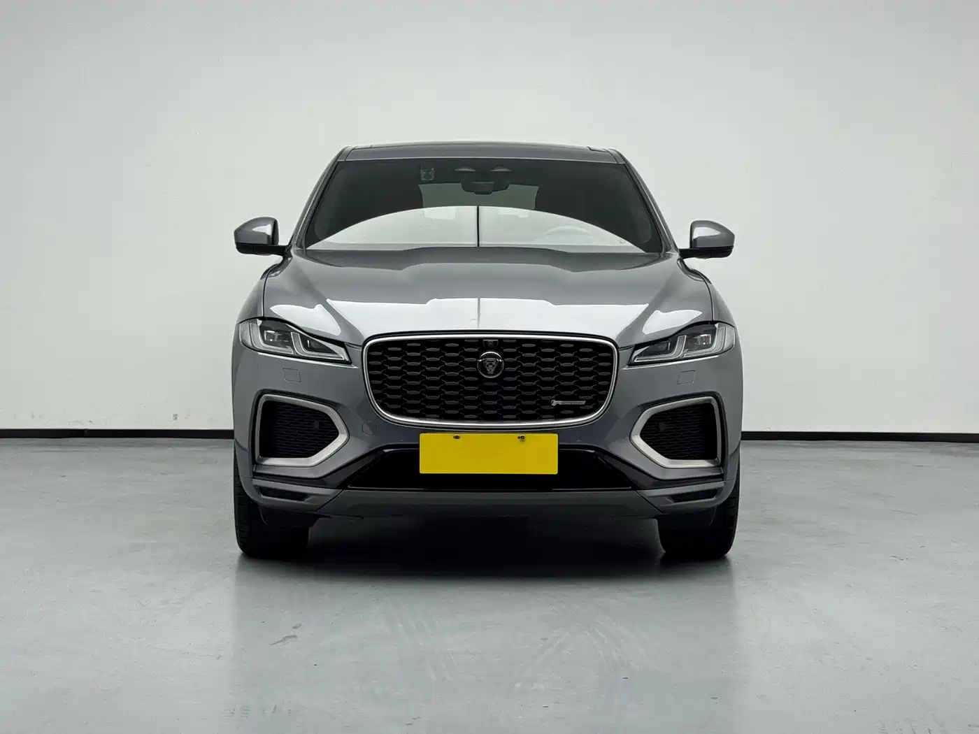 Jaguar F-PACE 2022 2022 Model P340 R-Dynamic SE