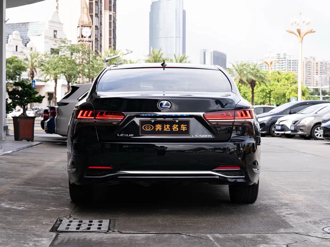 Lexus LS, миниатюра 5