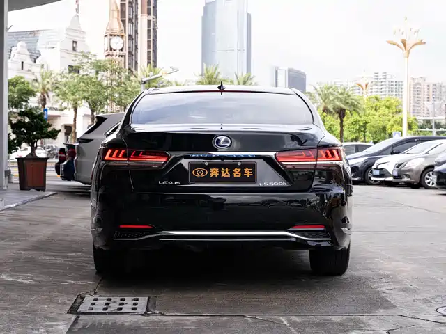 Lexus LS 2020 500h Excellence (China VI) — фото 5