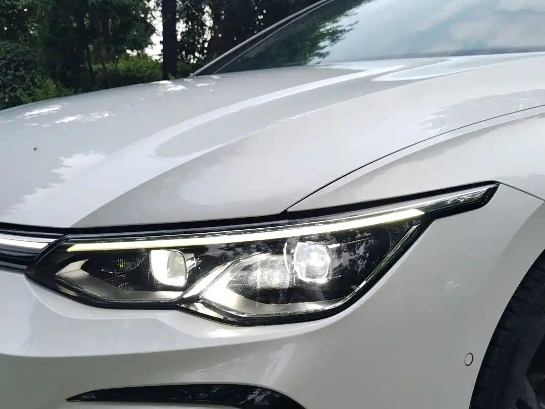 Volkswagen Golf 2021 280TSI DSG R-Line фото 5