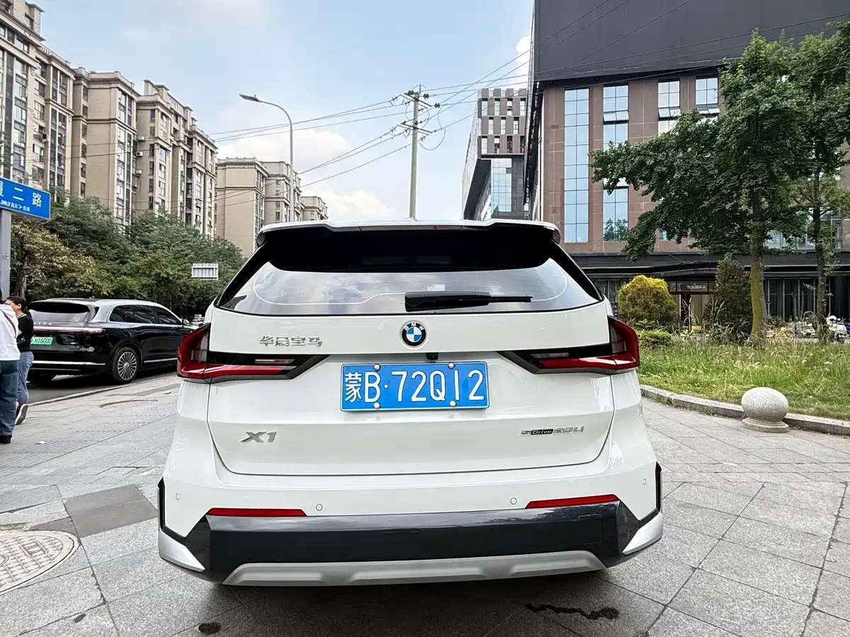 BMW X1 2023 sDrive20Li X Design Package фото 6