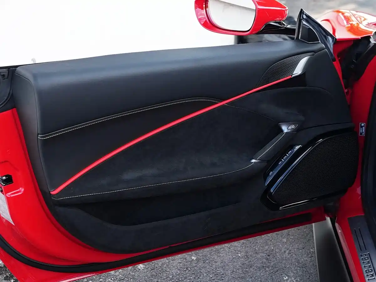 Ferrari Roma 2024 2020 3.9T V8