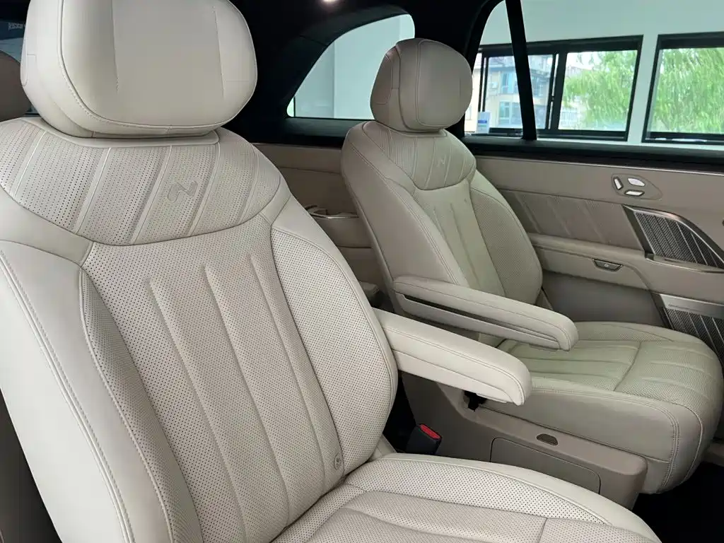 Ledao L90 2025 2025 AWD Base Model