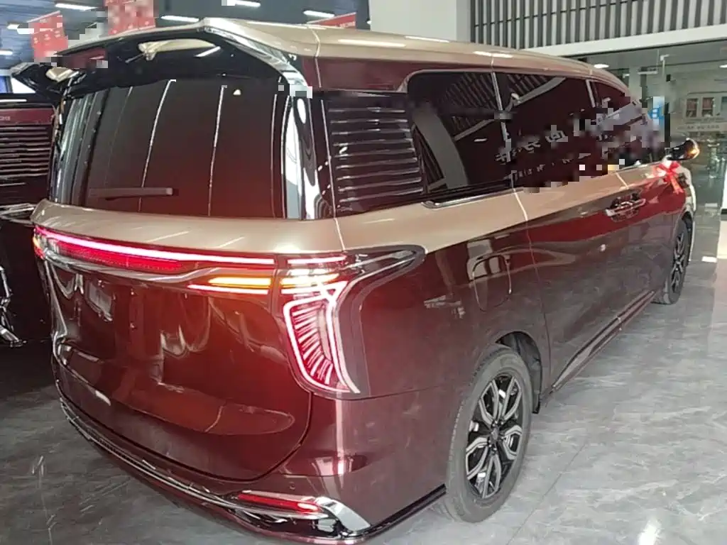 Hongqi HQ9 2023 2023 2.0T Smart Connect Flag Smooth Edition