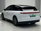 Photo 17 - Li Auto i6