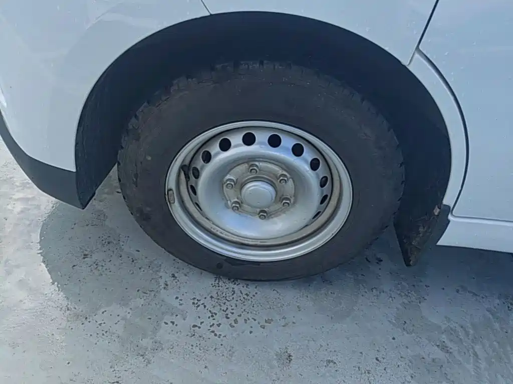 Wuling Motors Wuling Yangguang 2025 2025 400km Bus Comfort Edition