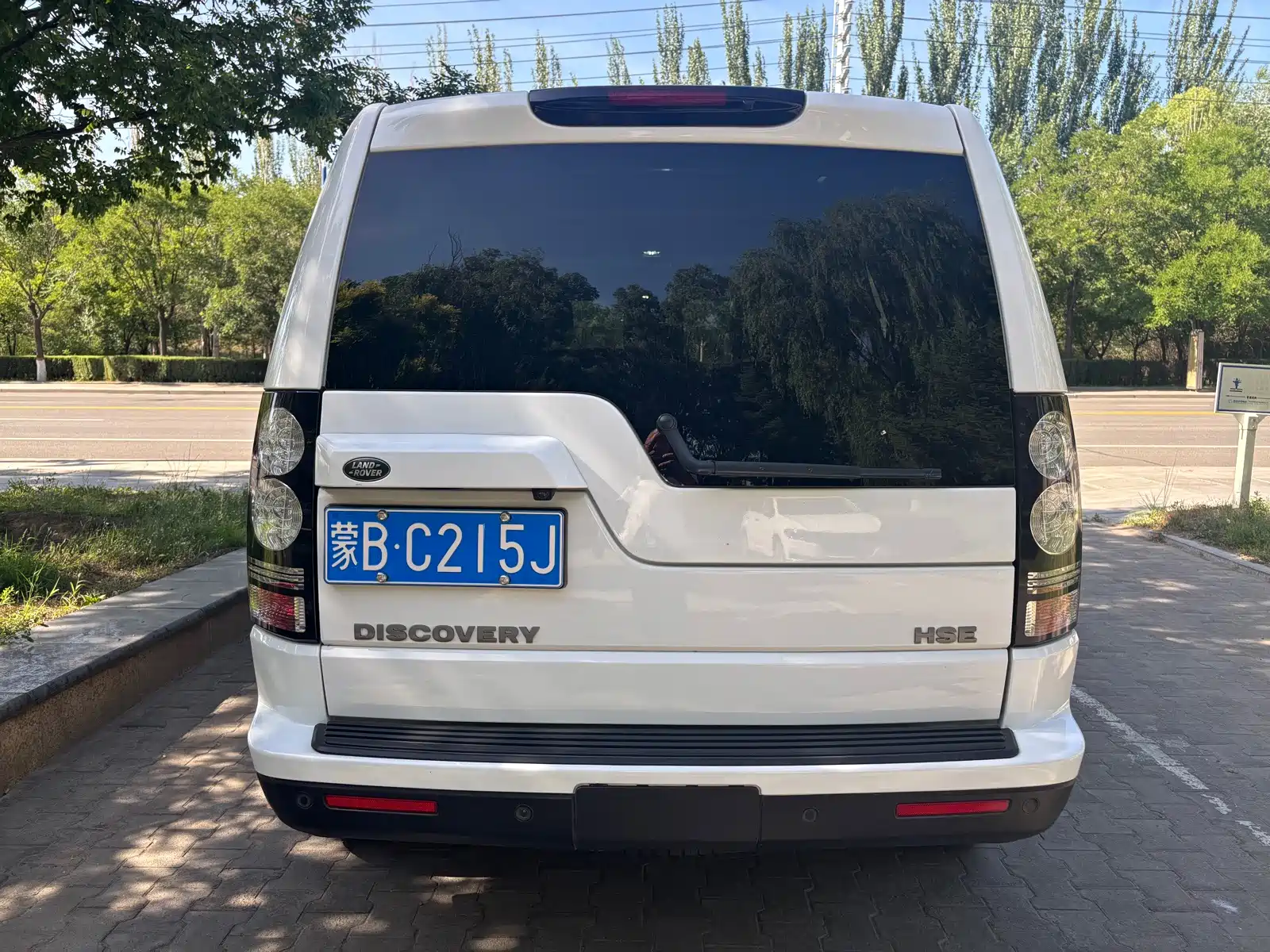 Фото 10 - Land Rover Discovery