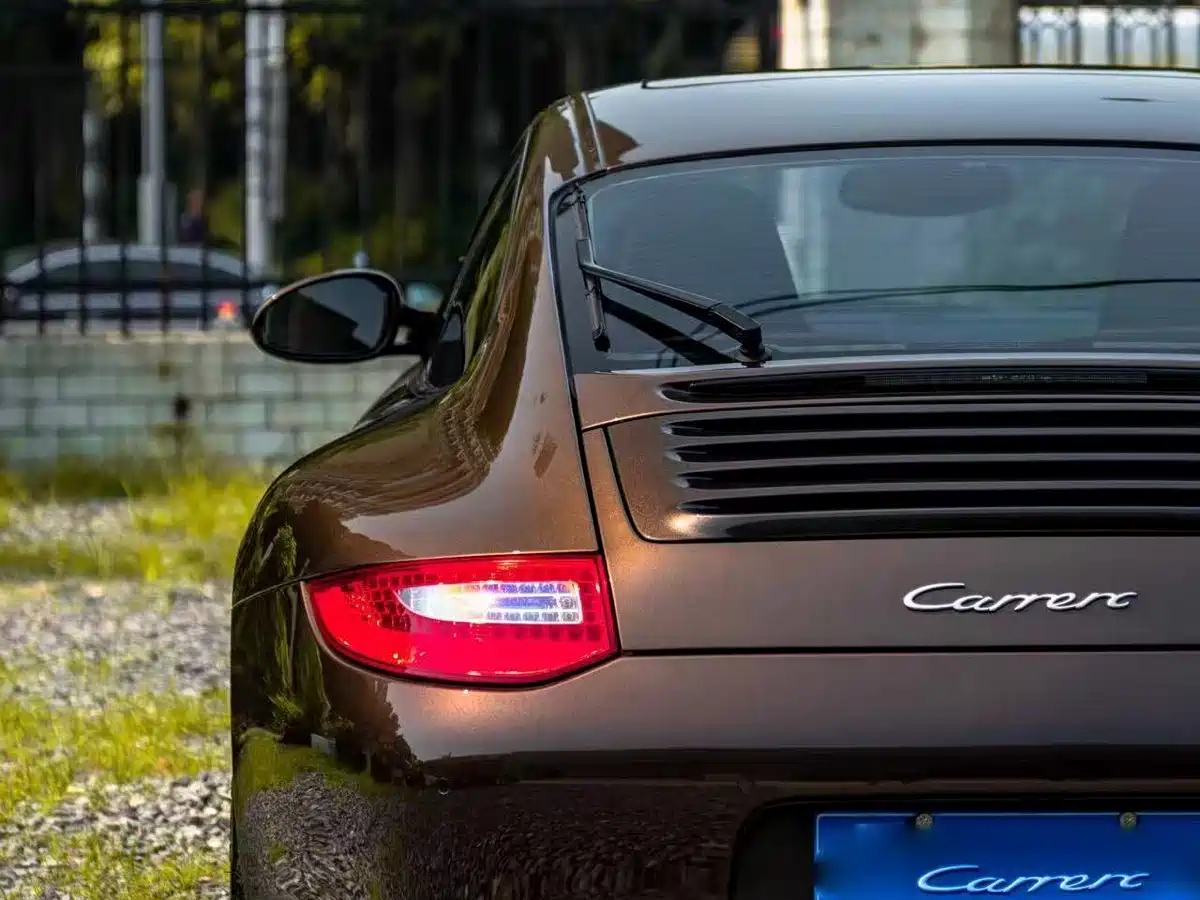 Porsche 911 2010 Carrera 3.6L фото 6